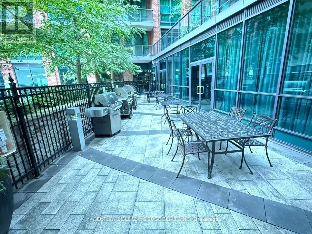 310 - 1 Scott Street Property Photo 3