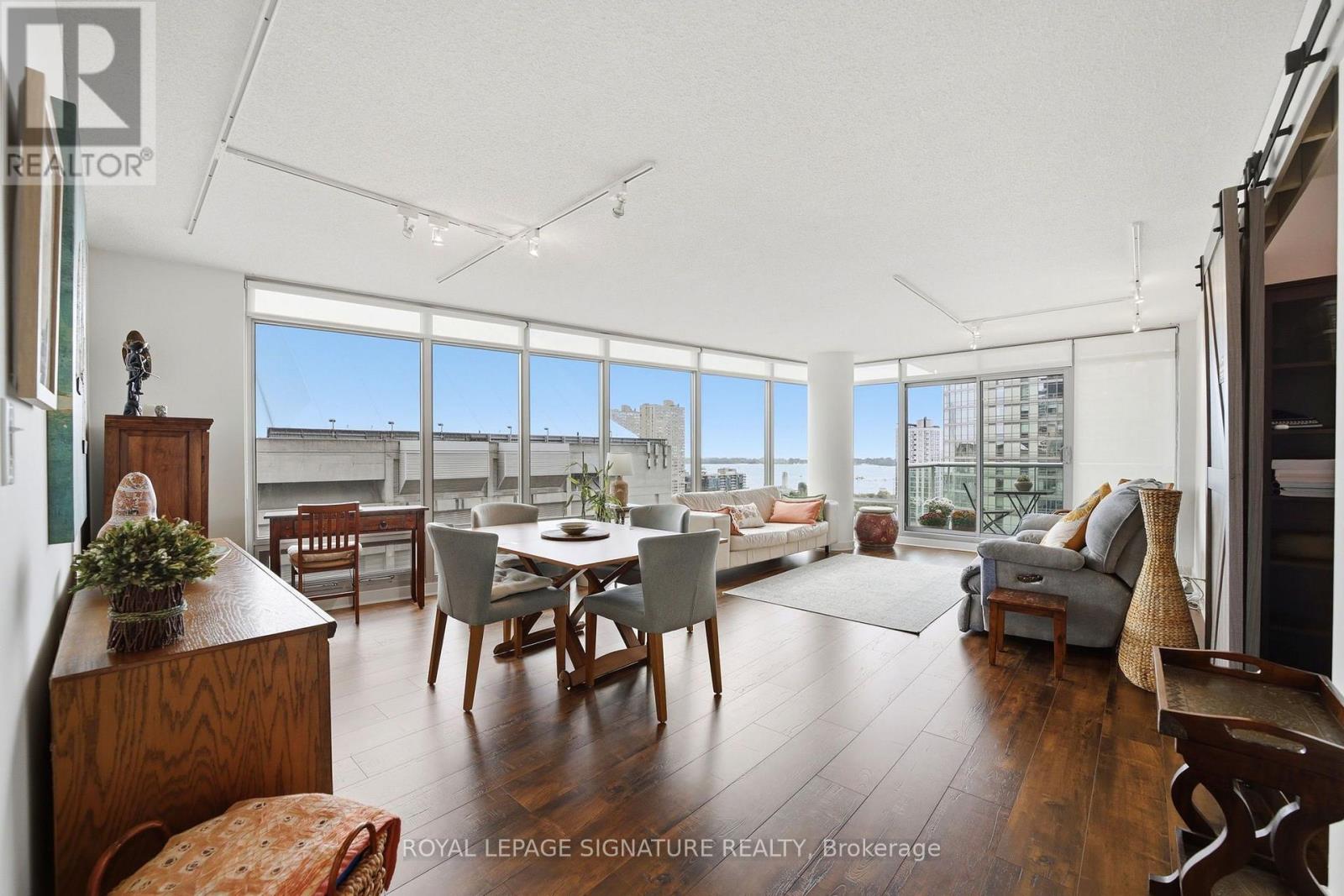 1703 - 81 NAVY WHARF COURT