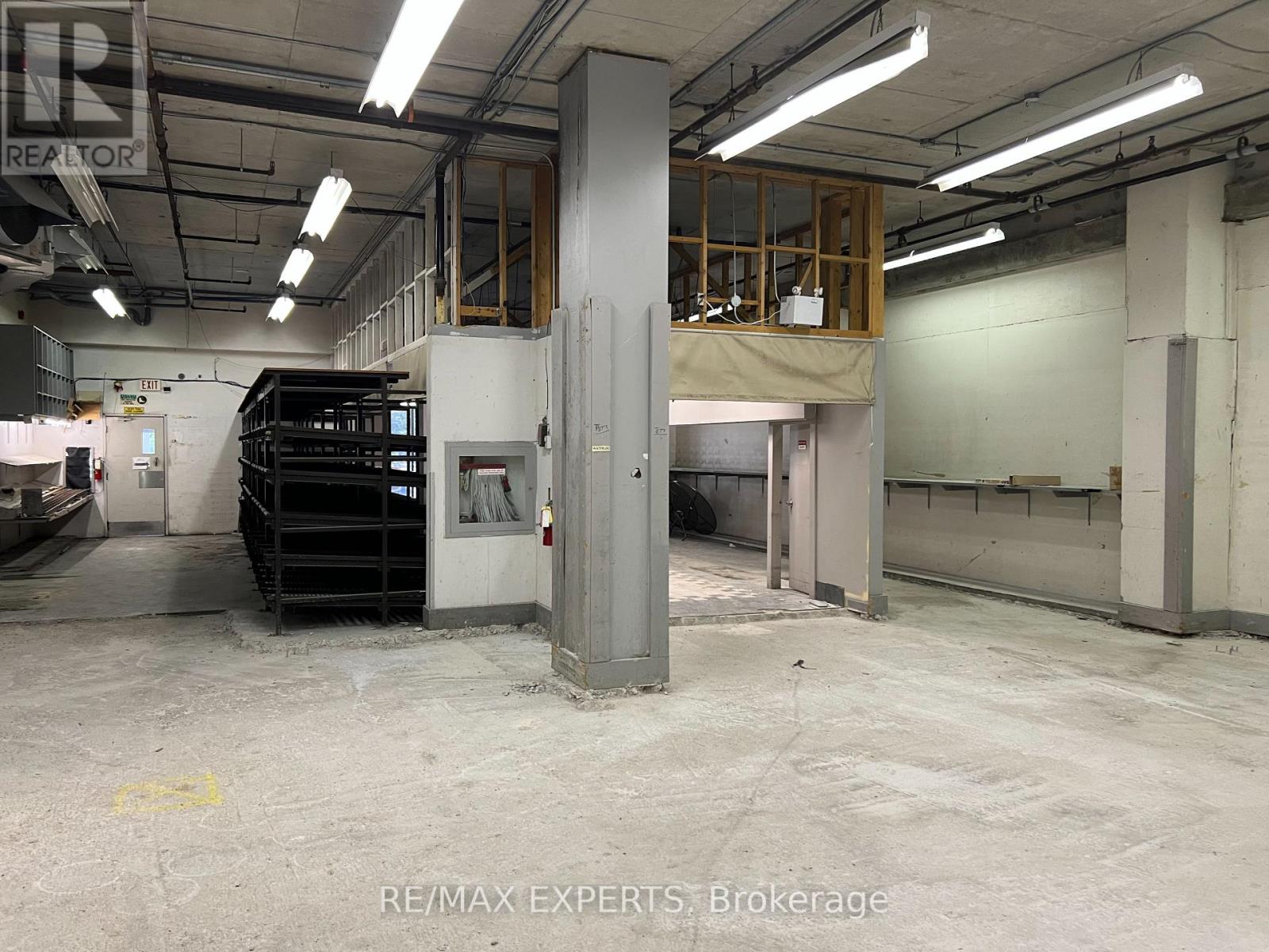 110 - 720 Spadina Avenue Property Photo 10