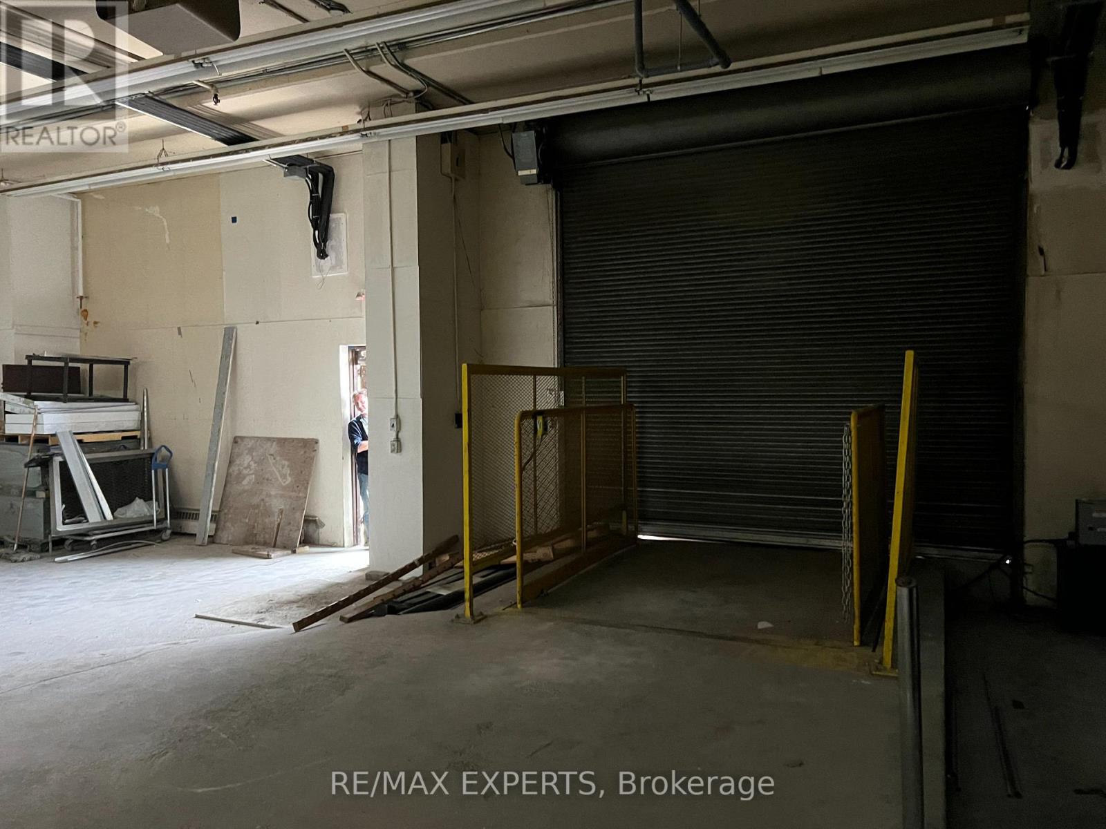 110 - 720 Spadina Avenue Property Photo 11