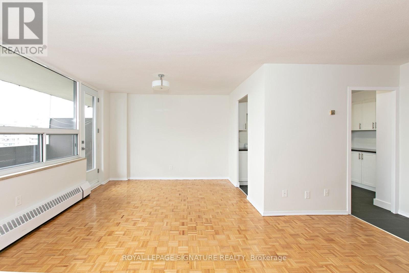 511 - 6200 Bathurst Street Property Photo 1