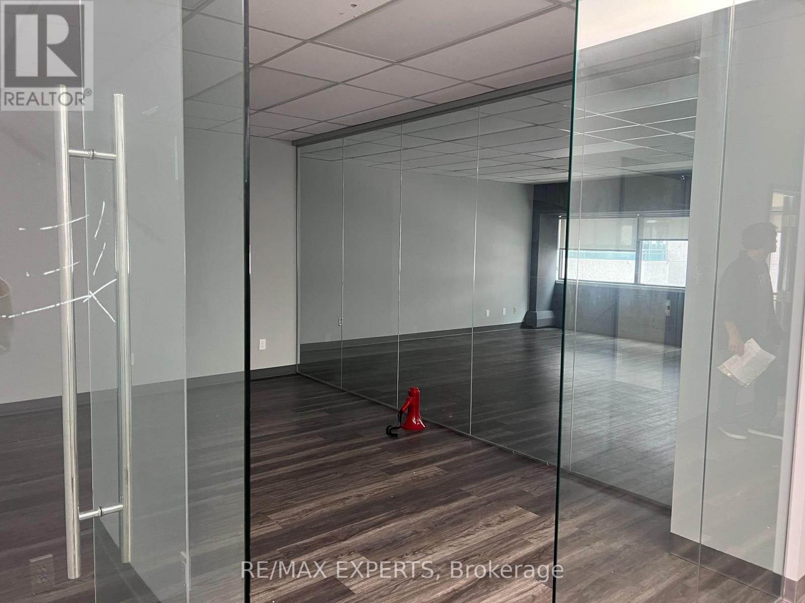 315 - 720 Spadina Avenue Property Photo 8