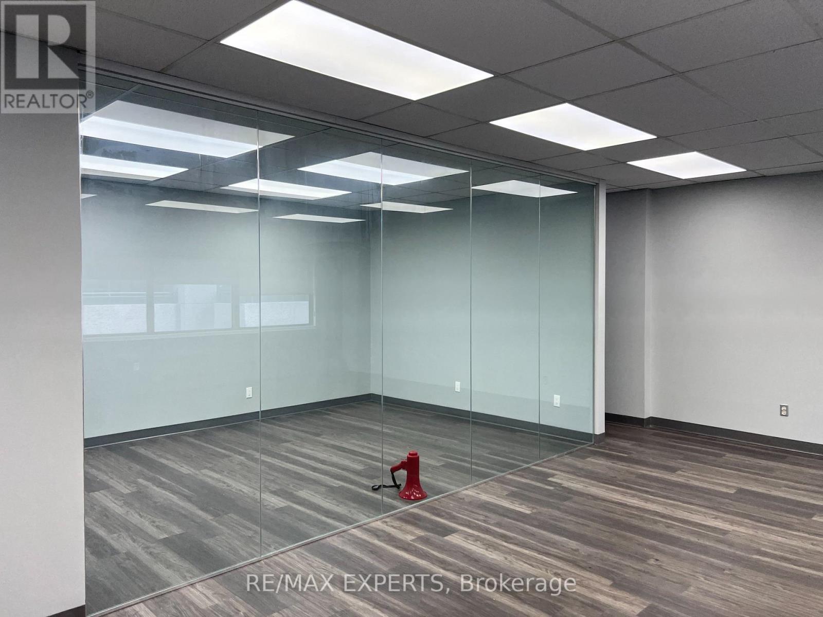 315 - 720 Spadina Avenue Property Photo 12