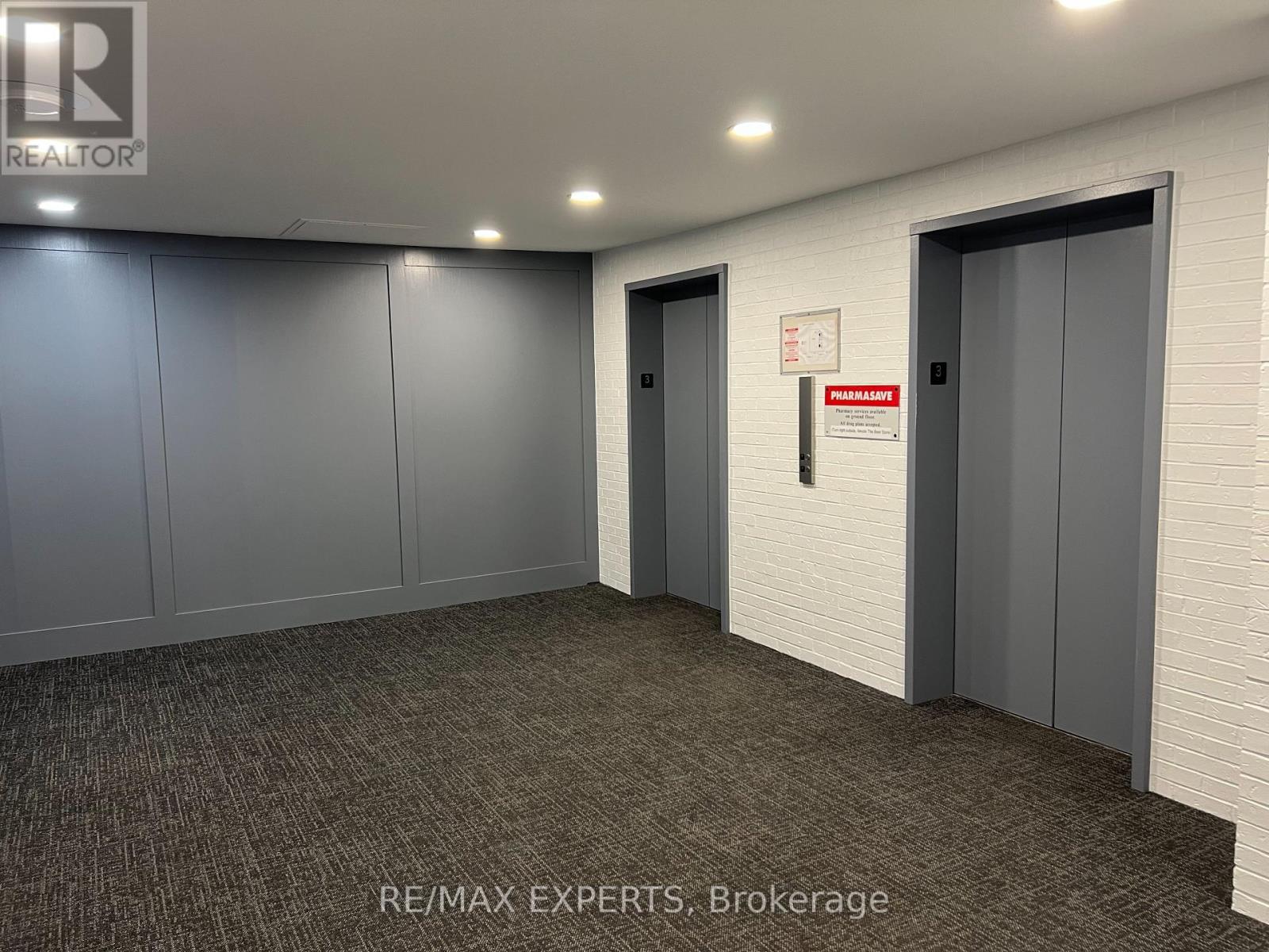 315 - 720 Spadina Avenue Property Photo 19