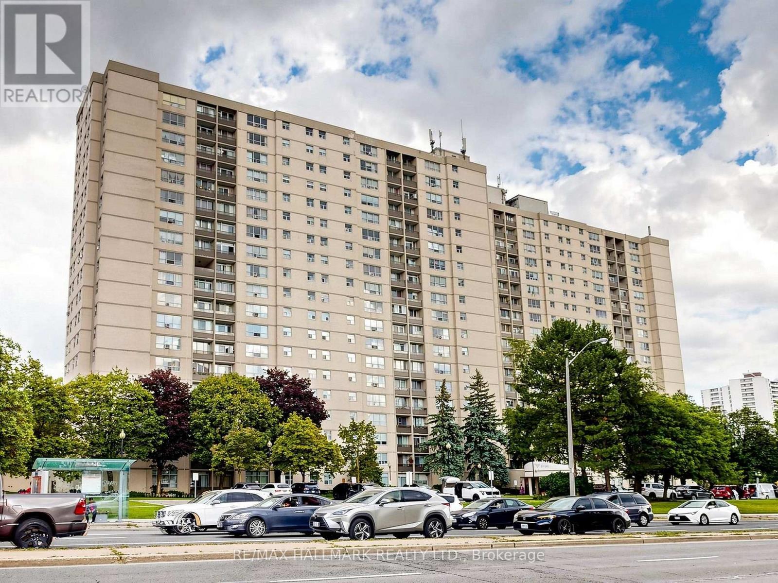 1609 - 5 Parkway Forest Drive Property Photo 1