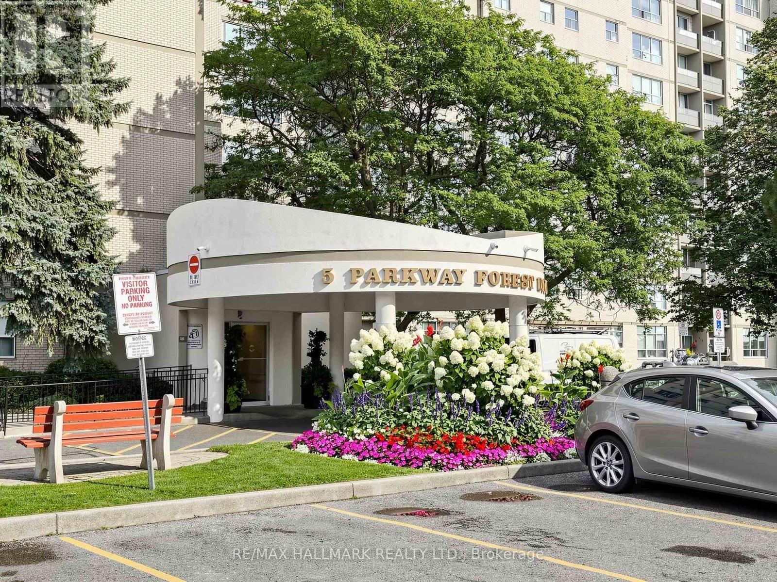 1609 - 5 Parkway Forest Drive Property Photo 32