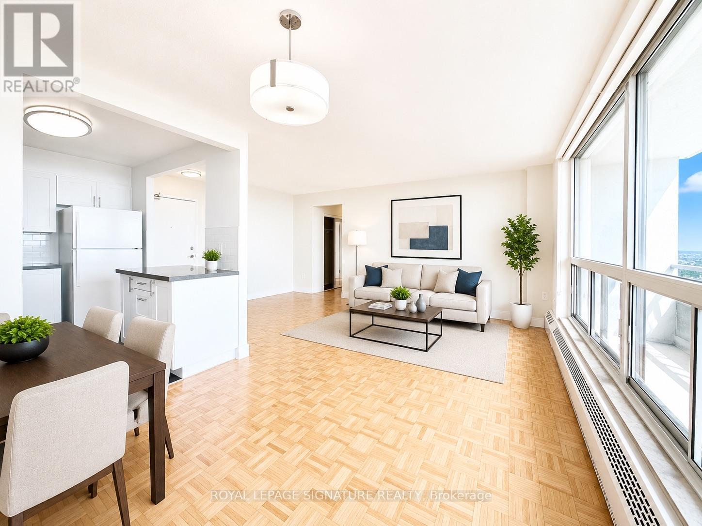 410 - 666 SPADINA AVENUE
