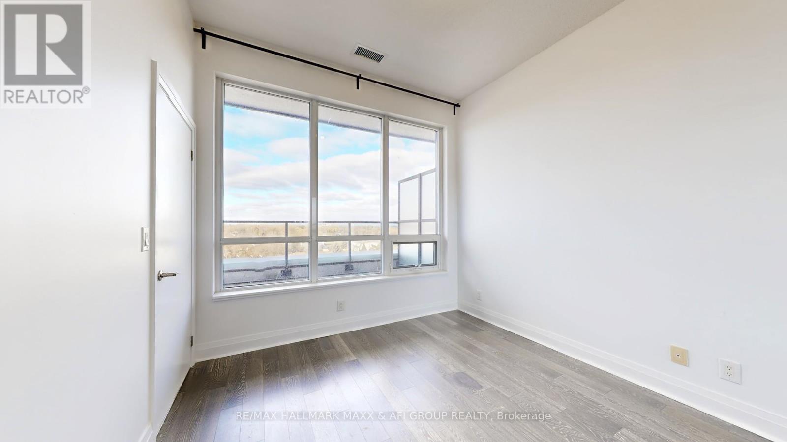 617 - 399 Spring Garden Avenue Property Photo 24