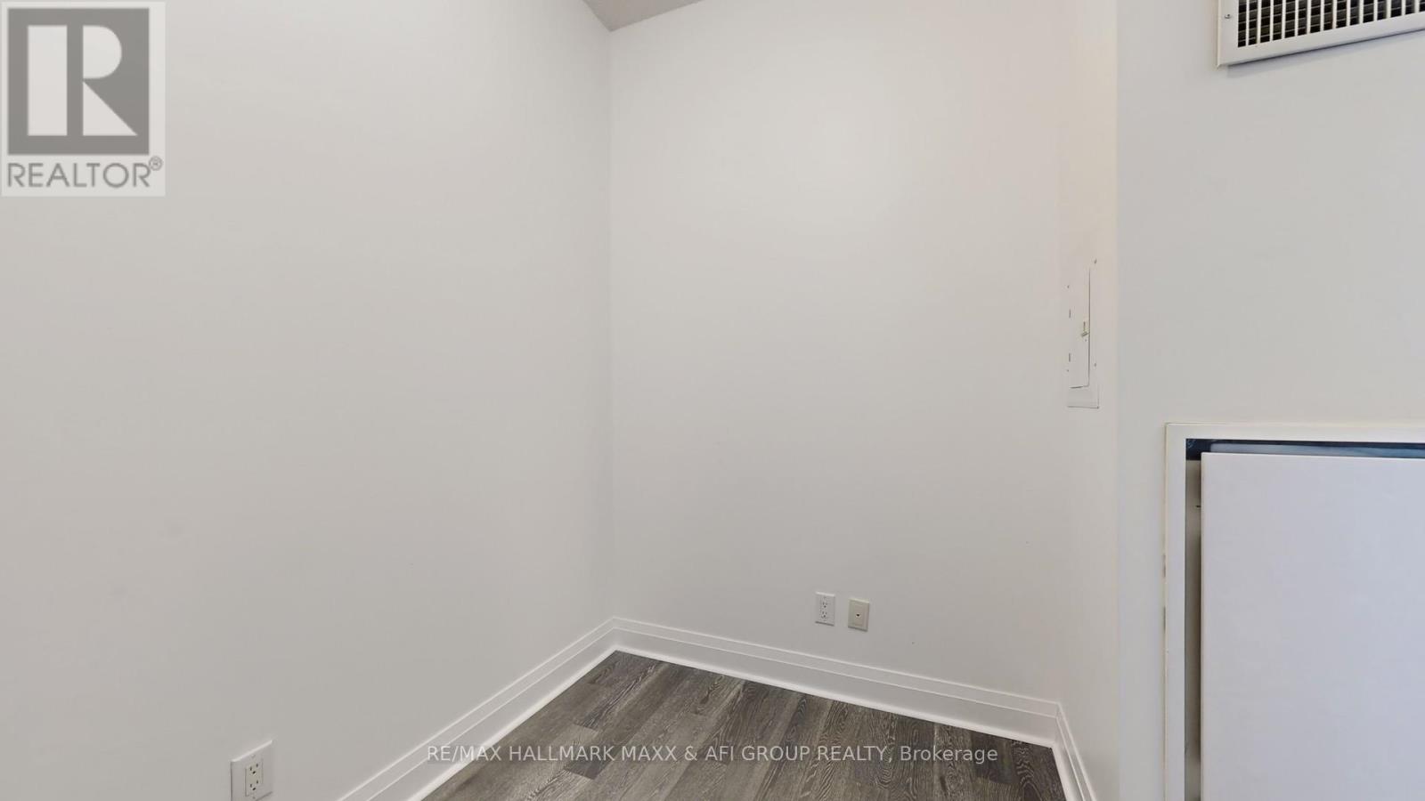 617 - 399 Spring Garden Avenue Property Photo 29