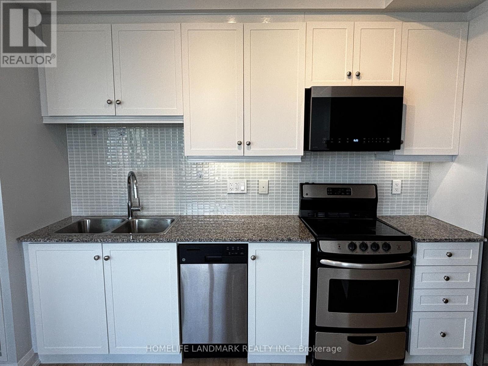 1809 - 68 Canterbury Placeway Property Photo 1