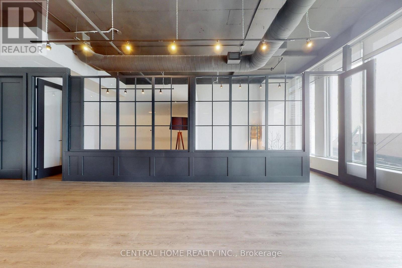 620 - 130 Queens Quay E Property Photo 15