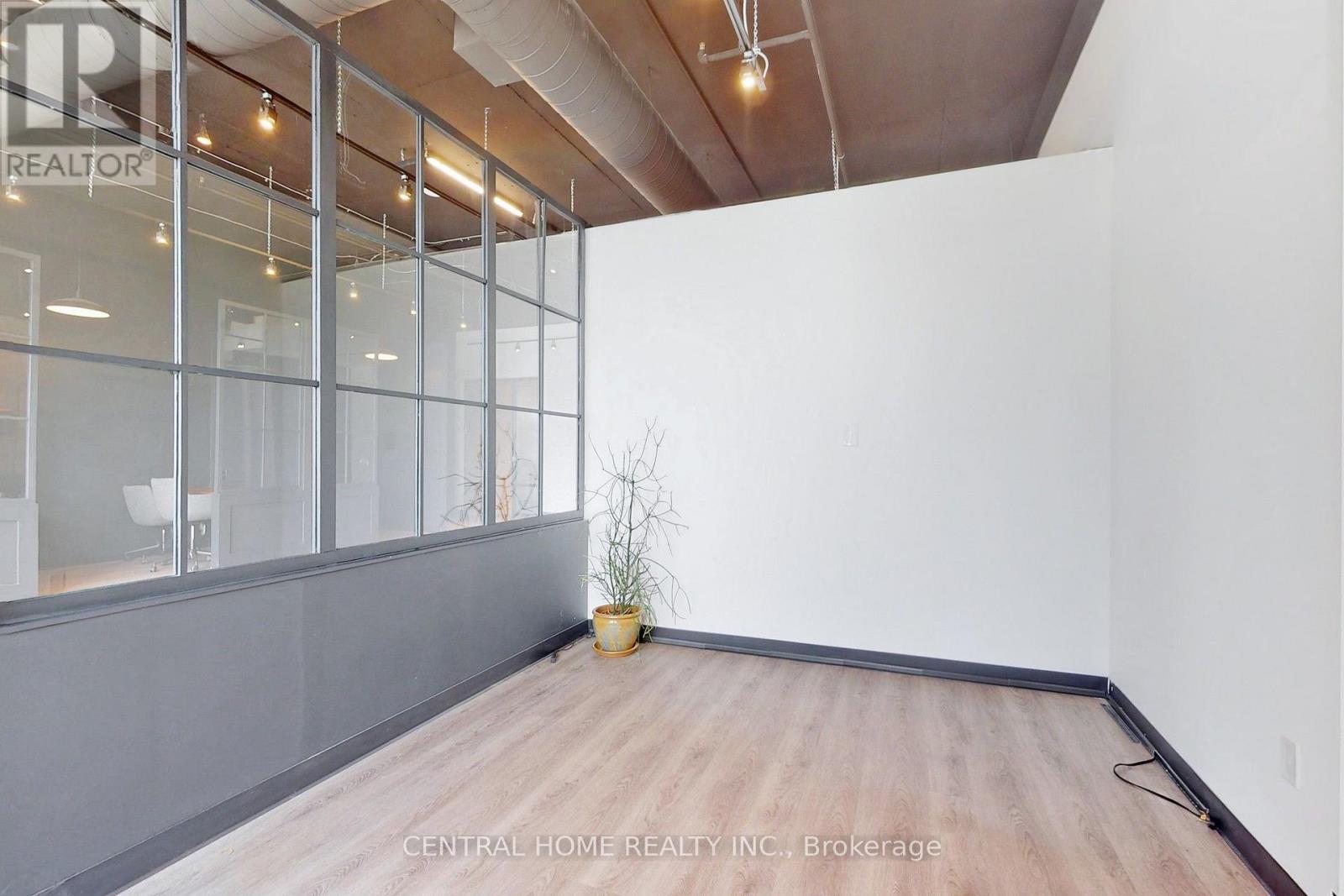 620 - 130 Queens Quay E Property Photo 20