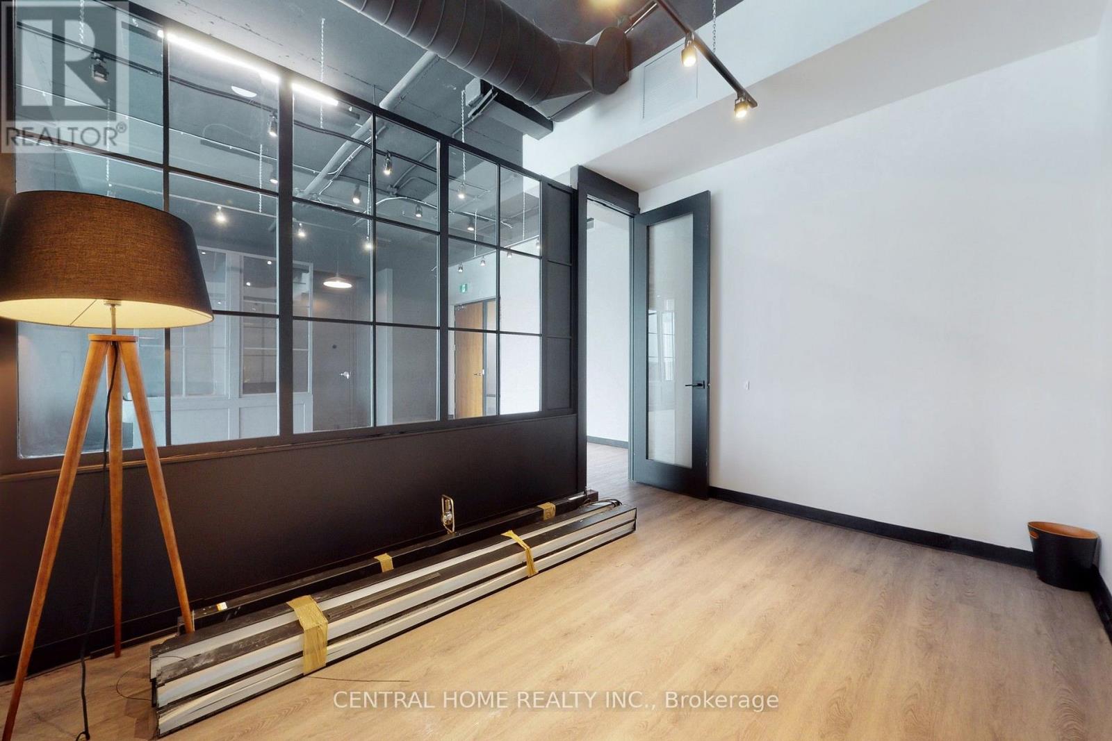 620 - 130 Queens Quay E Property Photo 23