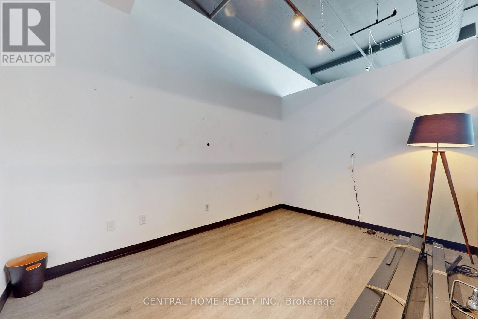 620 - 130 Queens Quay E Property Photo 24