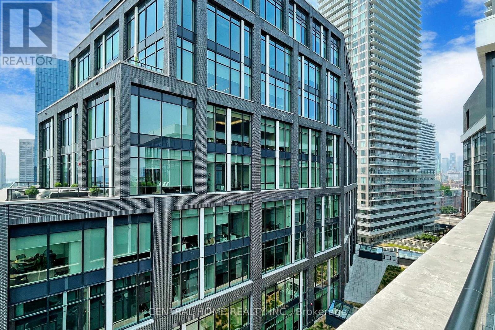 620 - 130 Queens Quay E Property Photo 38