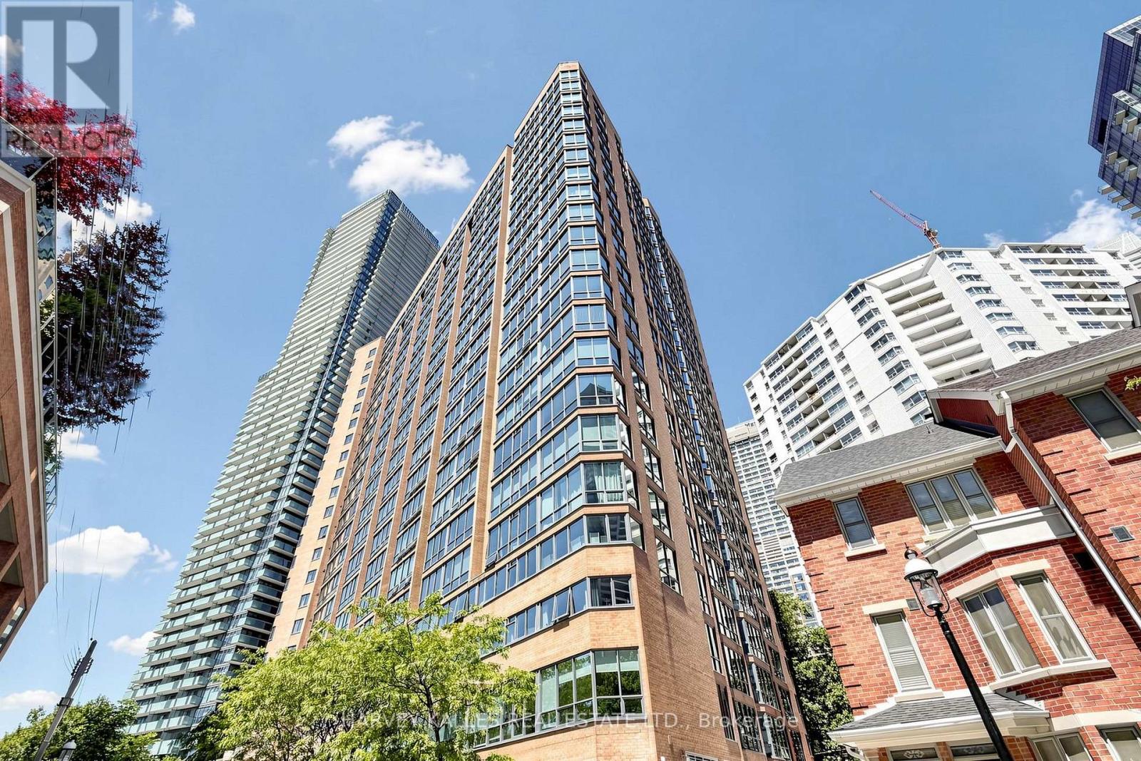 408 - 1055 Bay Street Property Photo 1