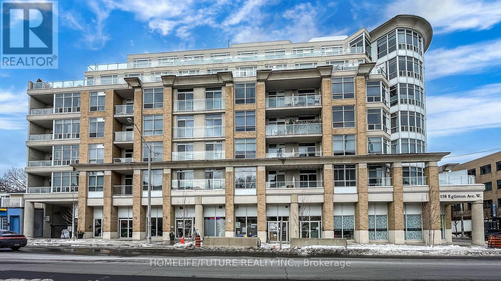 11-14 - 158 Eglinton Avenue W Property Photo 9