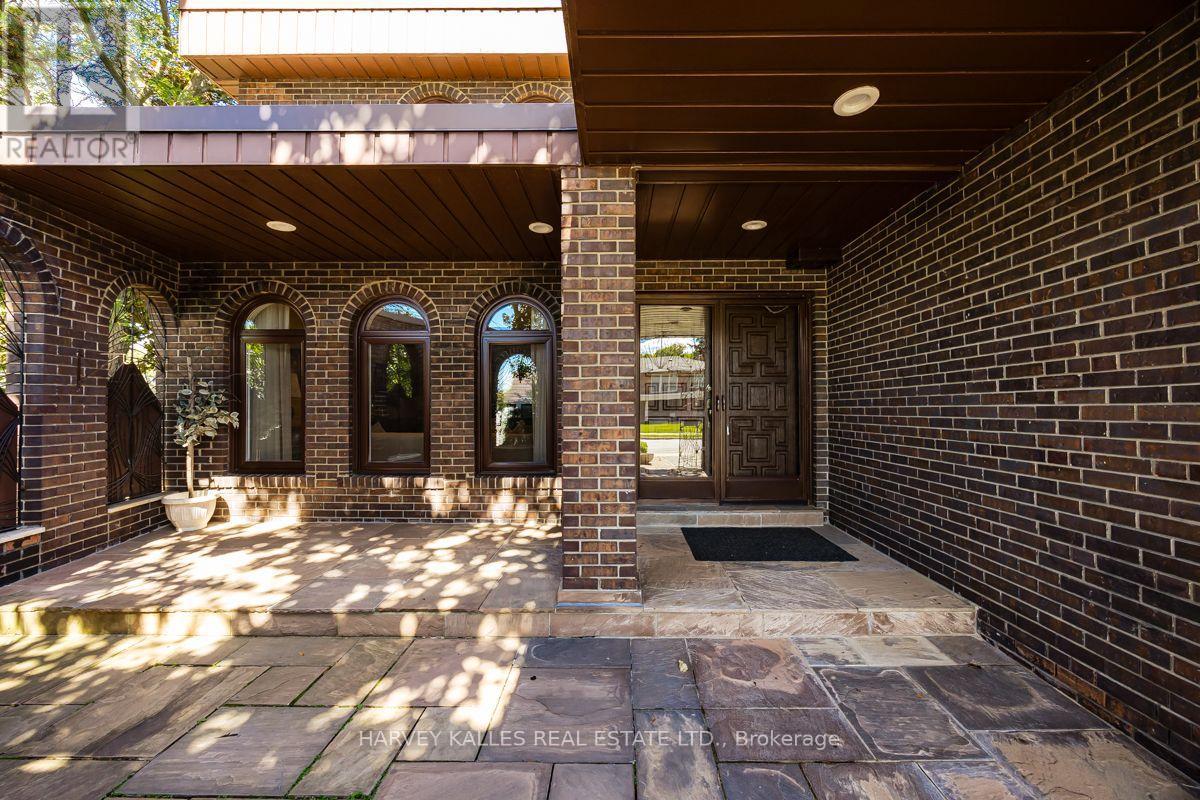 30 Coreydale Court Property Photo 4
