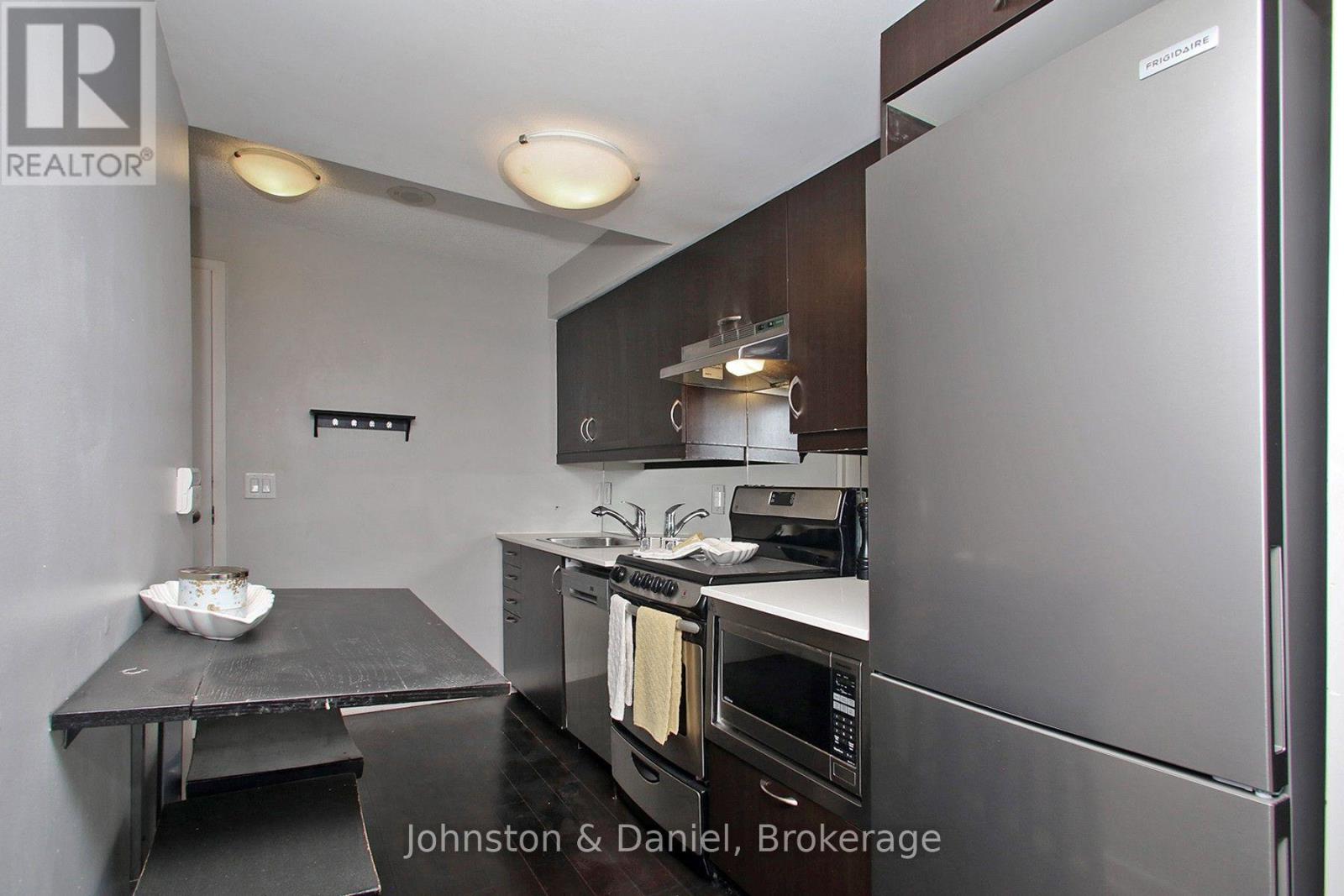 304 - 320 Richmond Street E Property Photo 9