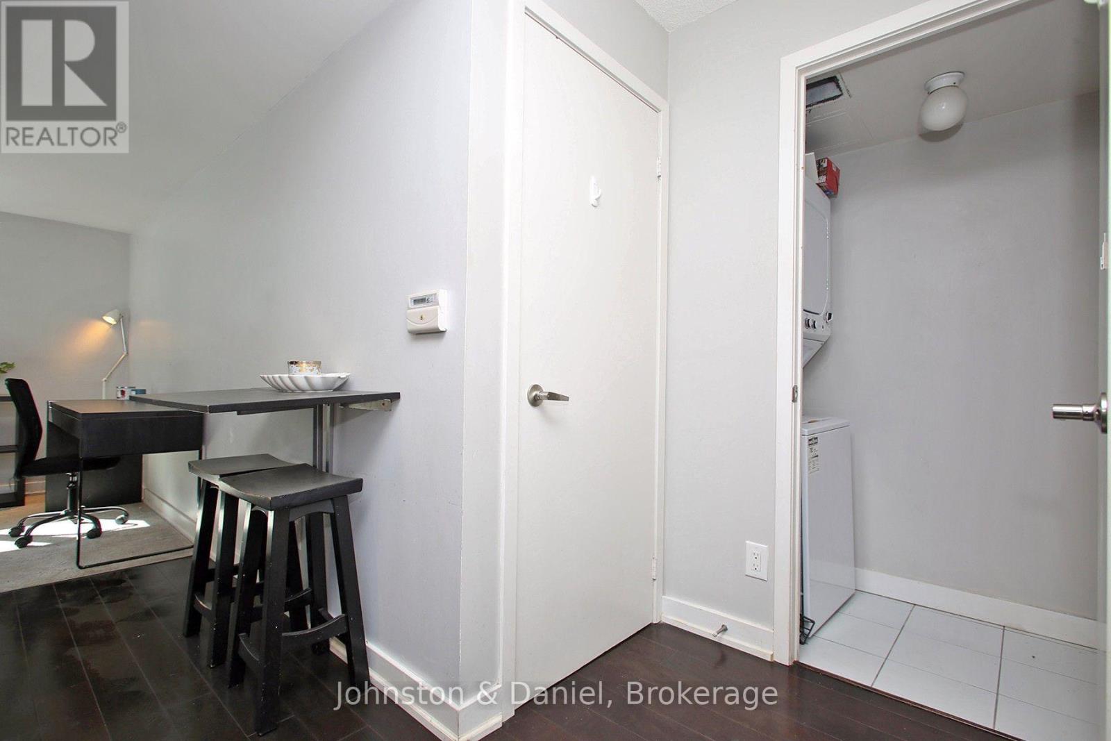 304 - 320 Richmond Street E Property Photo 12