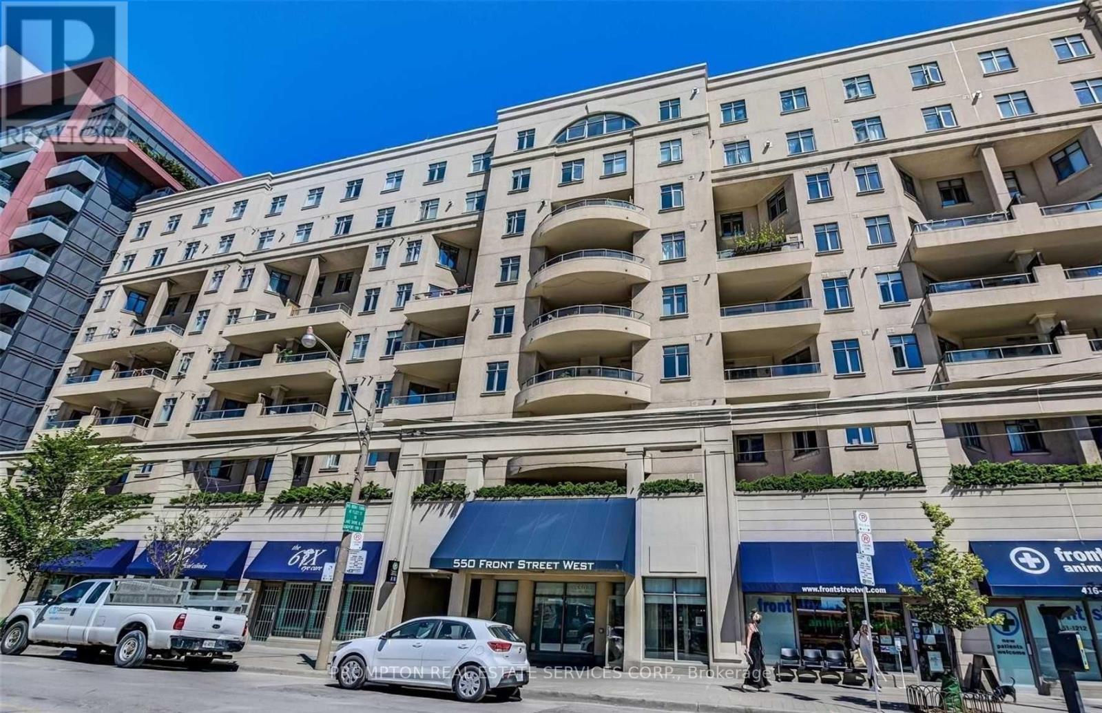 419 - 550 Front Street W Property Photo 1
