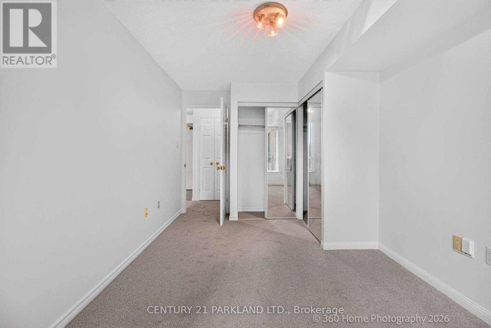609 - 109 Front Street E Property Photo 16