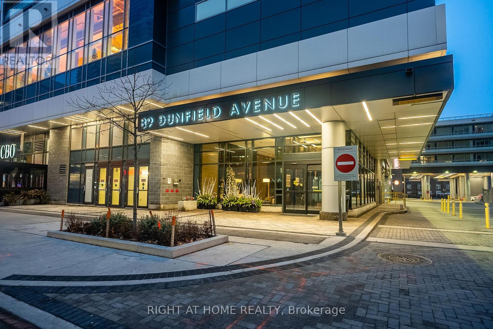 2306 - 89 Dunfield Avenue Property Photo 1