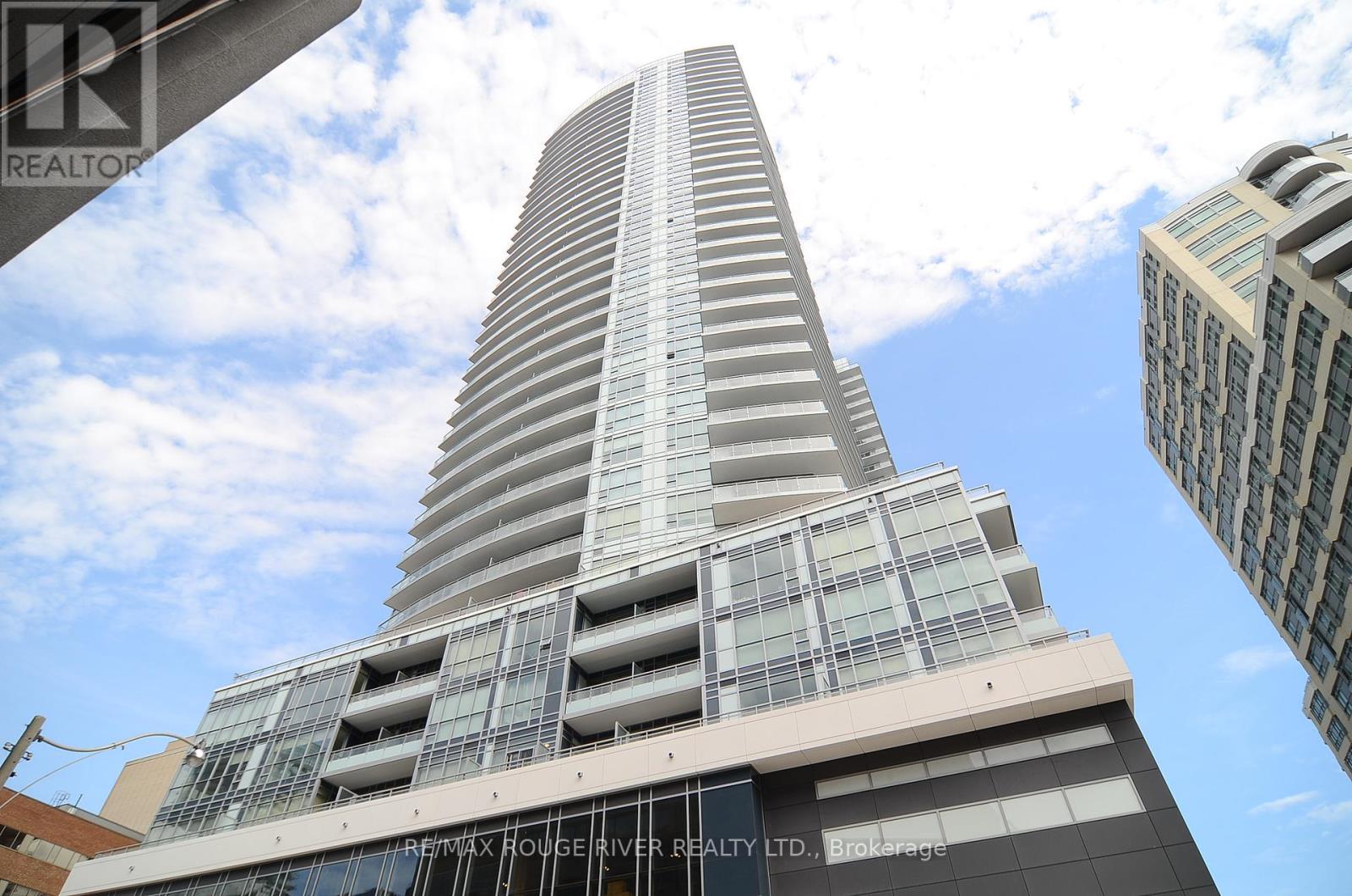 509 - 89 Dunfield Avenue Property Photo 1