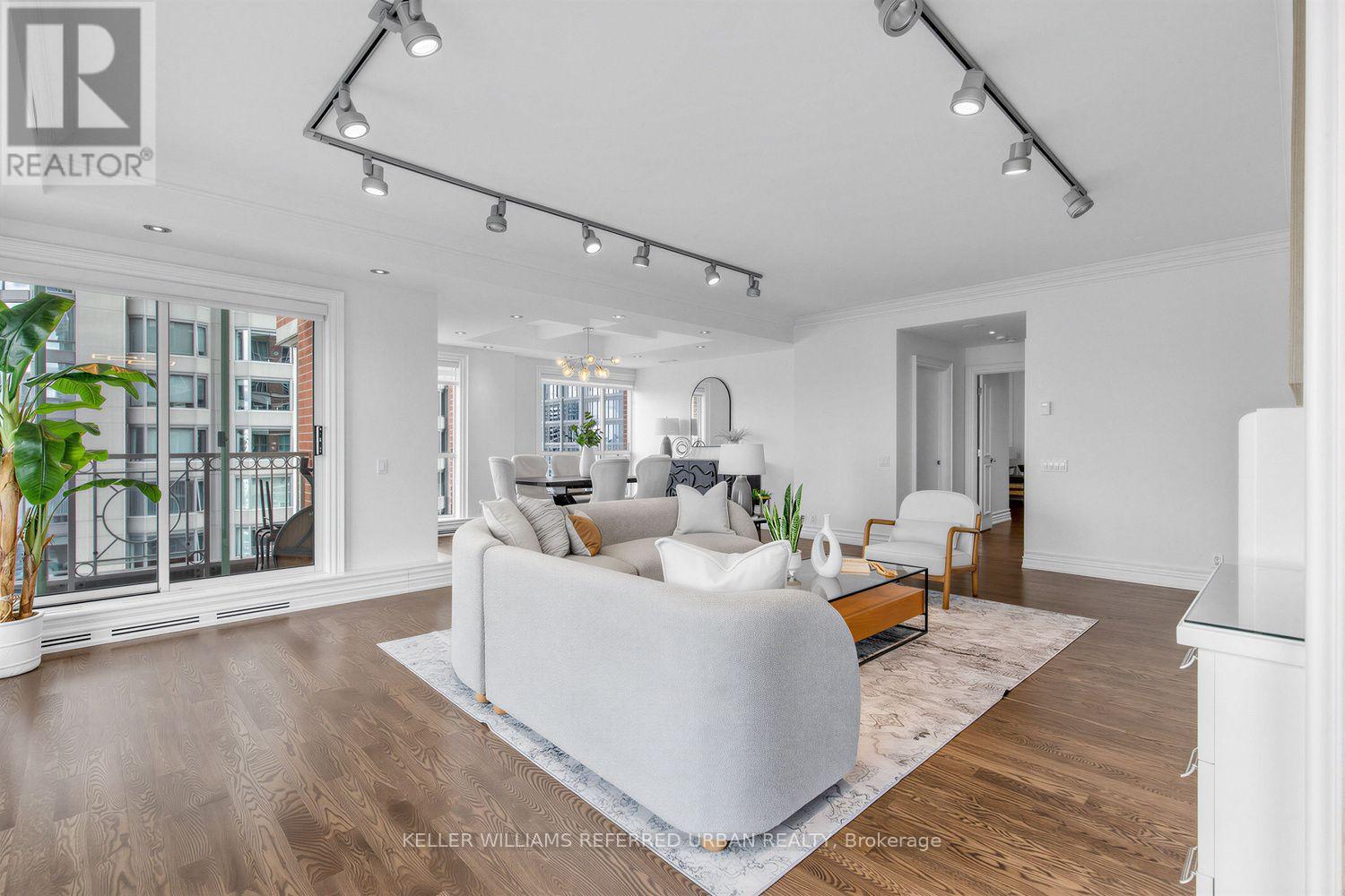 1802 - 38 Avenue Road Property Photo 14