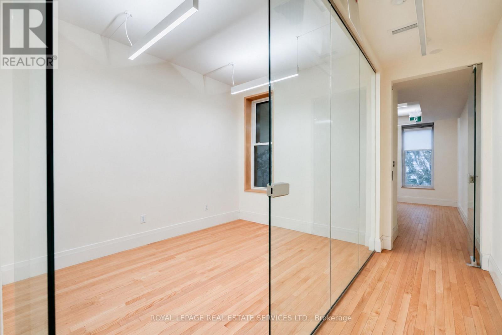 54 1/2 St Patrick Street Property Photo 6