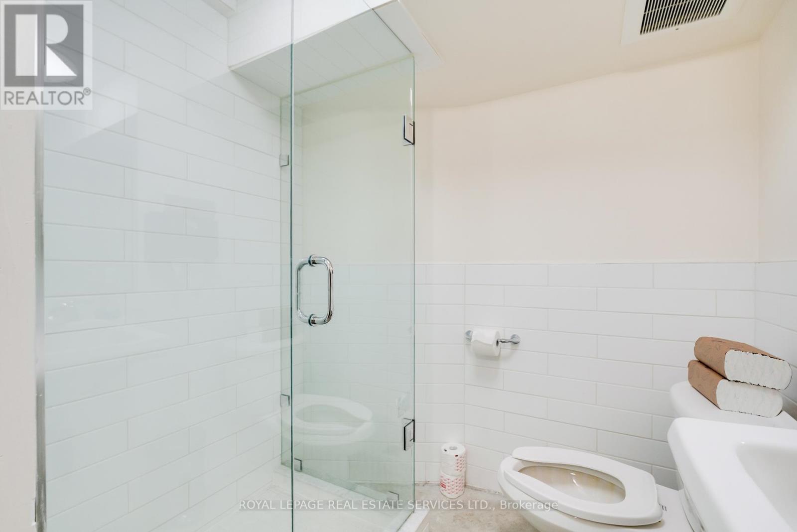 54 1/2 St Patrick Street Property Photo 13