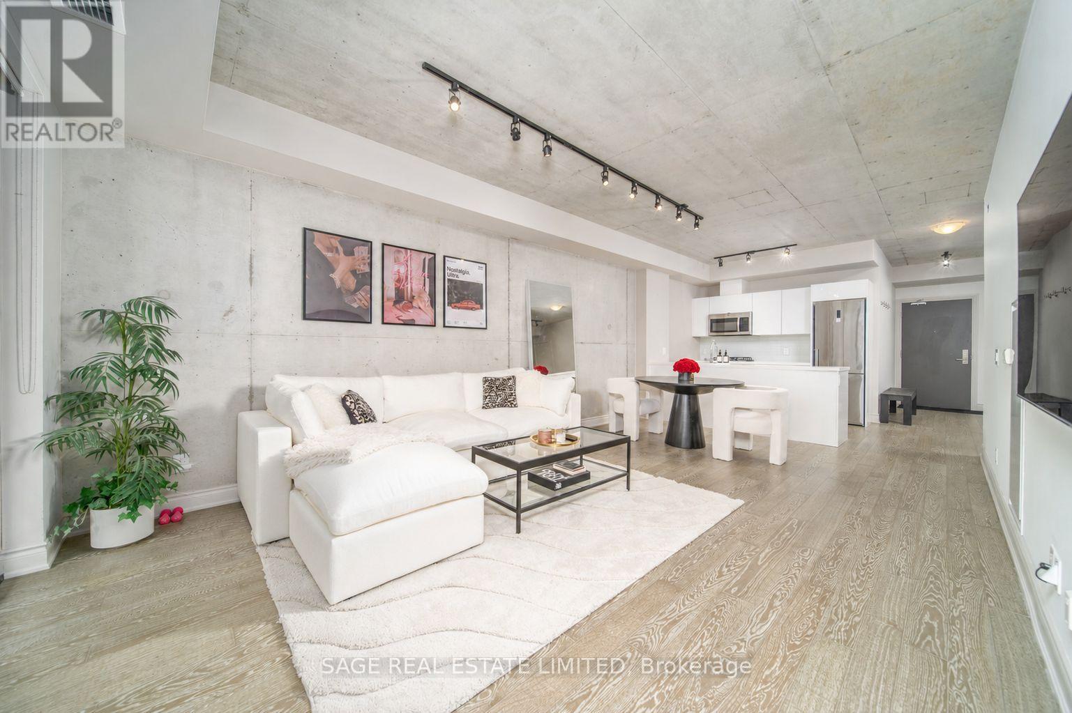 320 - 608 RICHMOND STREET W Property Photo 1