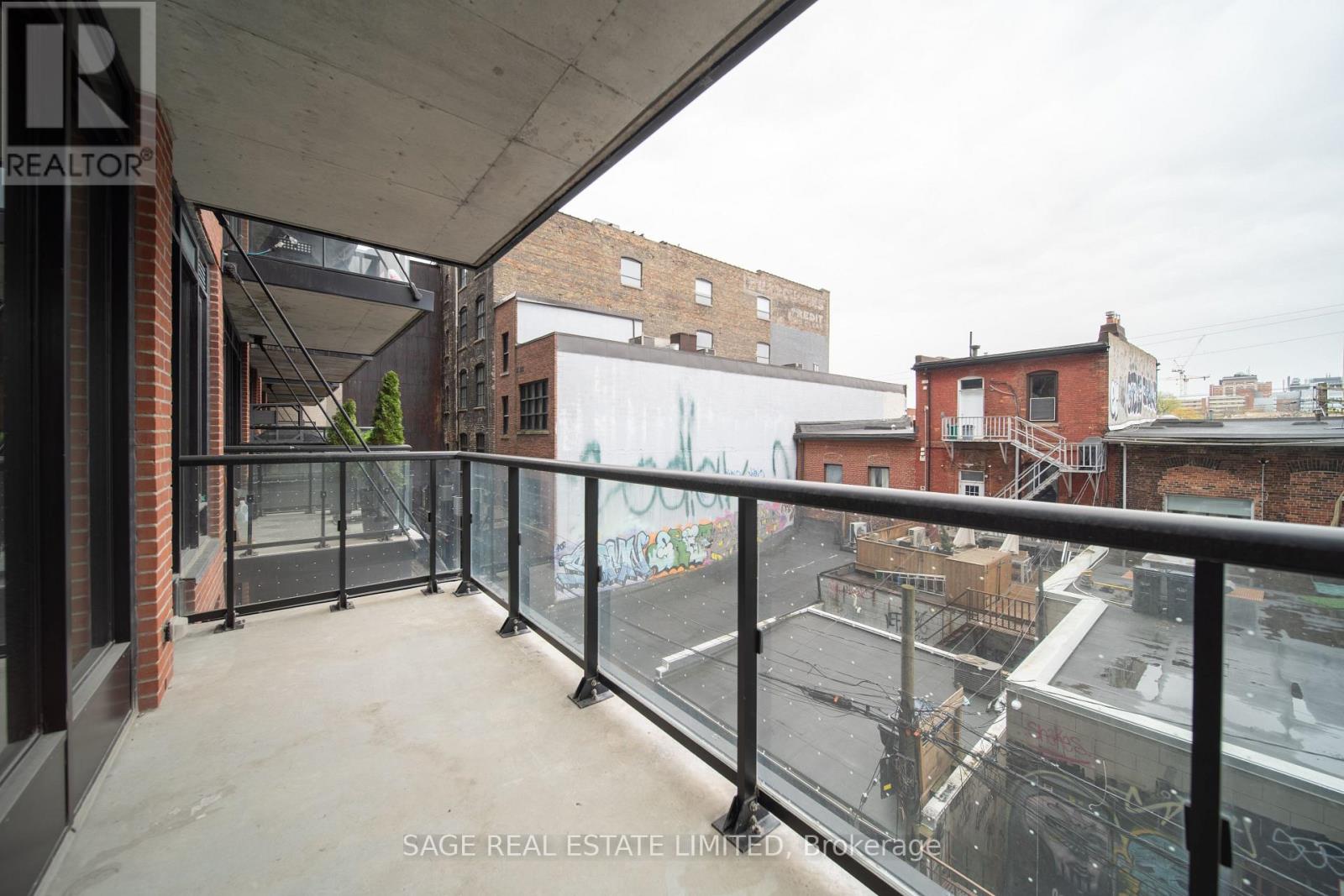320 - 608 Richmond Street W Property Photo 18