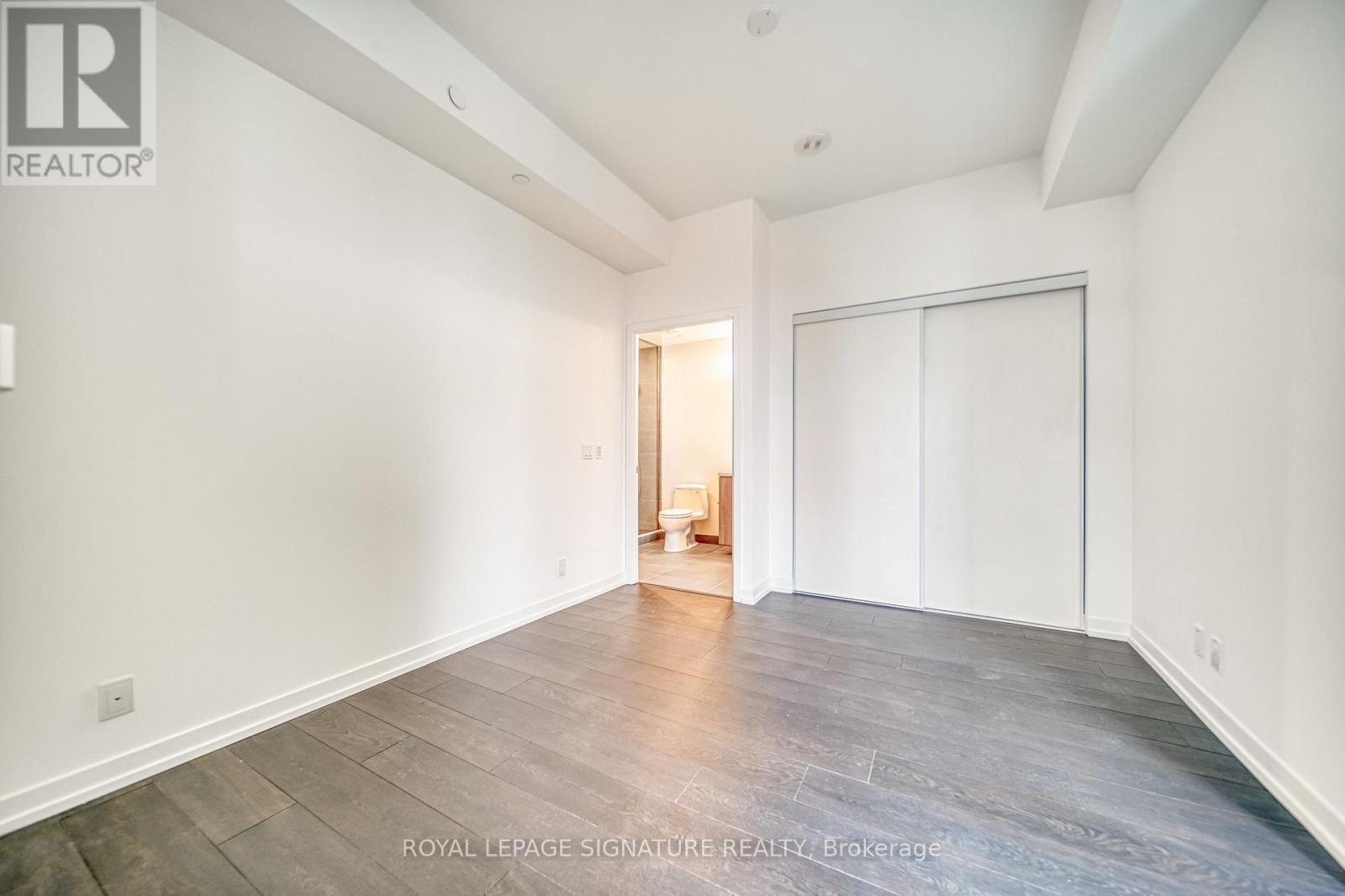 807 - 2020 Bathurst Street Property Photo 16