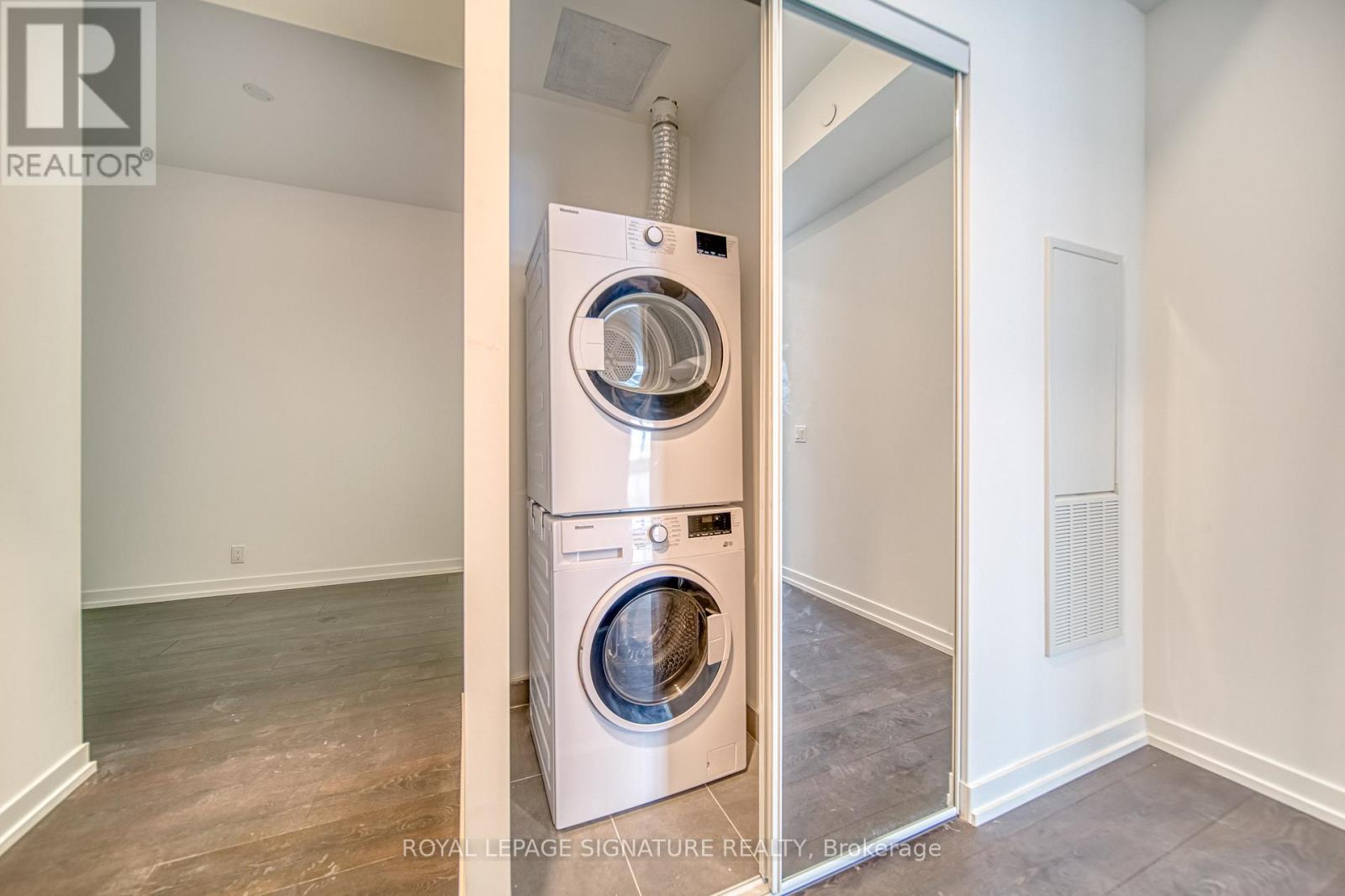 807 - 2020 Bathurst Street Property Photo 24