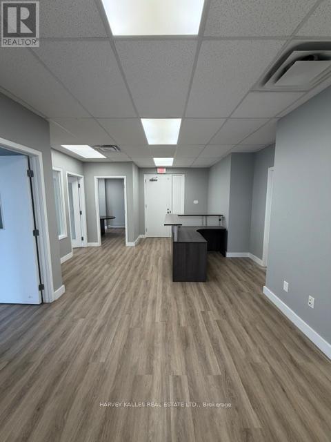 215 - 170 The Donway West Property Photo 6