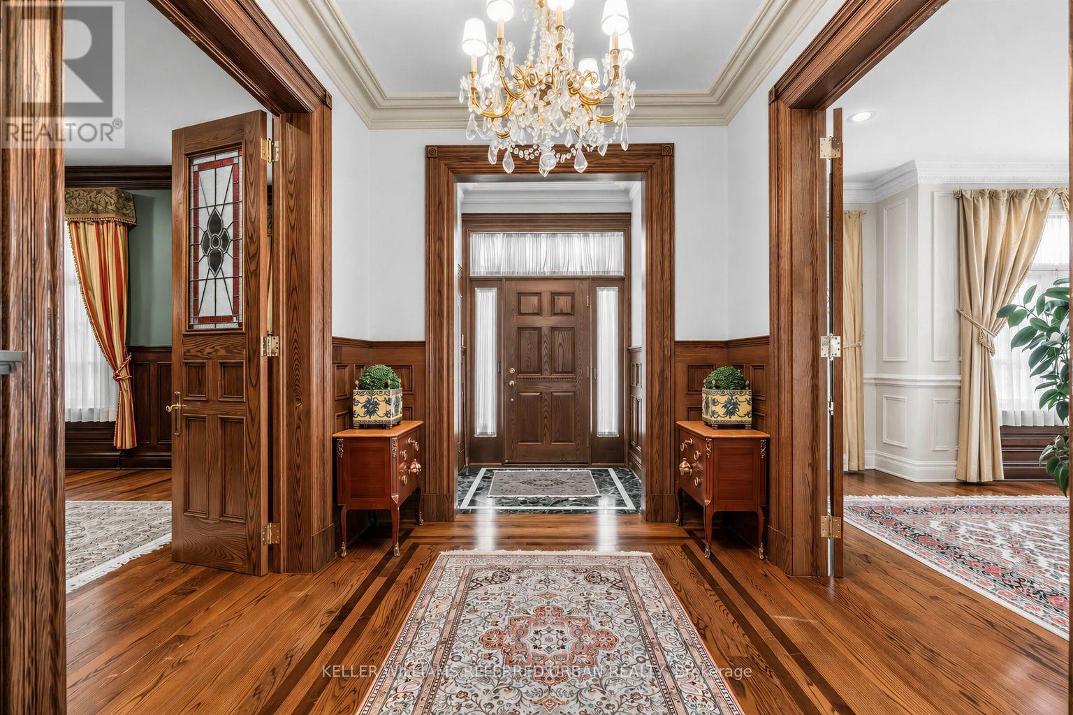 44 Cotswold Crescent Property Photo 3