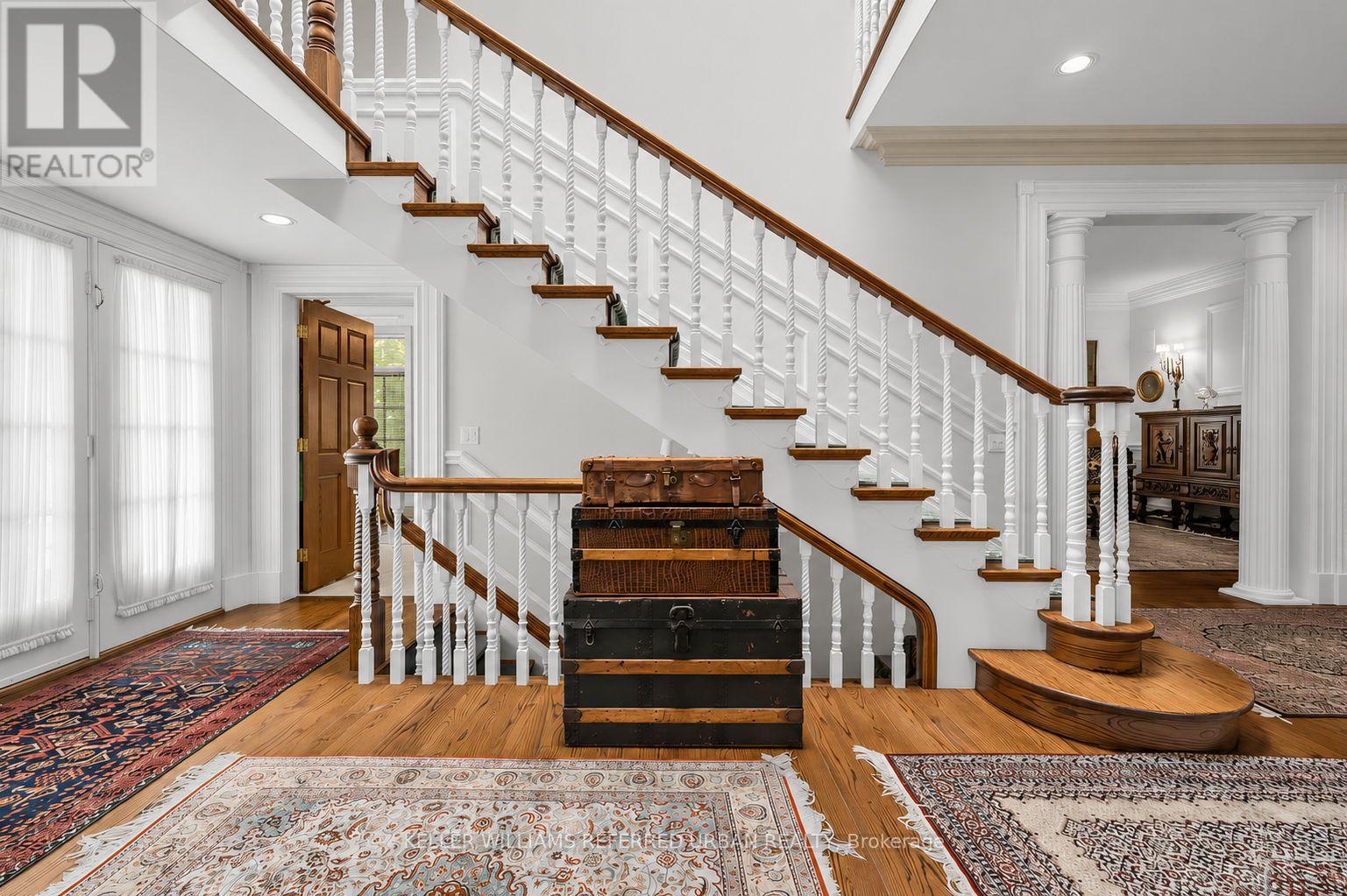 44 Cotswold Crescent Property Photo 7