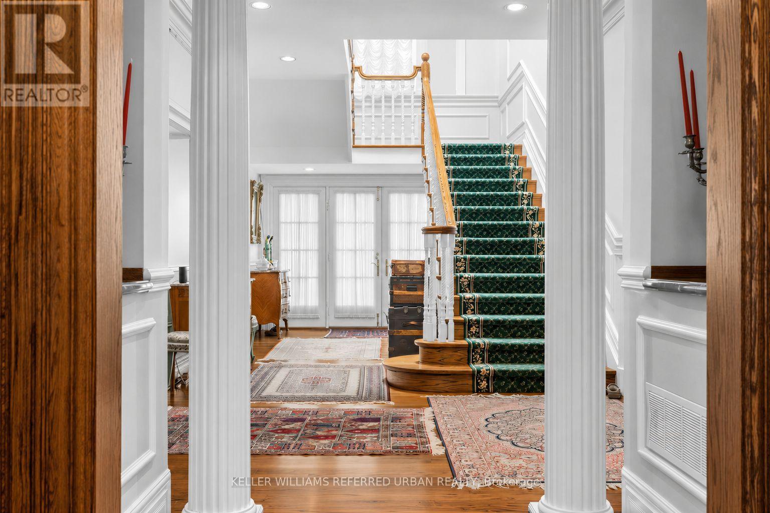 44 Cotswold Crescent Property Photo 8