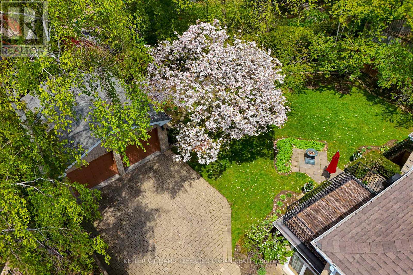 44 Cotswold Crescent Property Photo 17