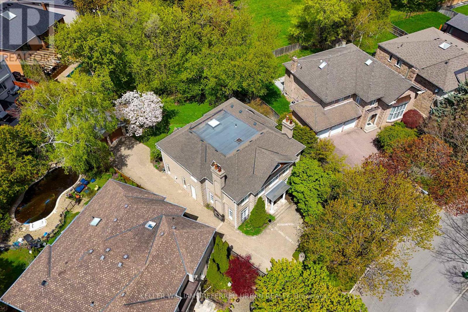 44 Cotswold Crescent Property Photo 20