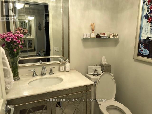408 - 8 Covington Road N Property Photo 12