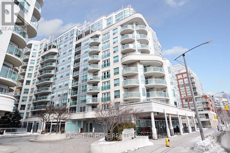 219 - 600 Queens Quay W Property Photo 1