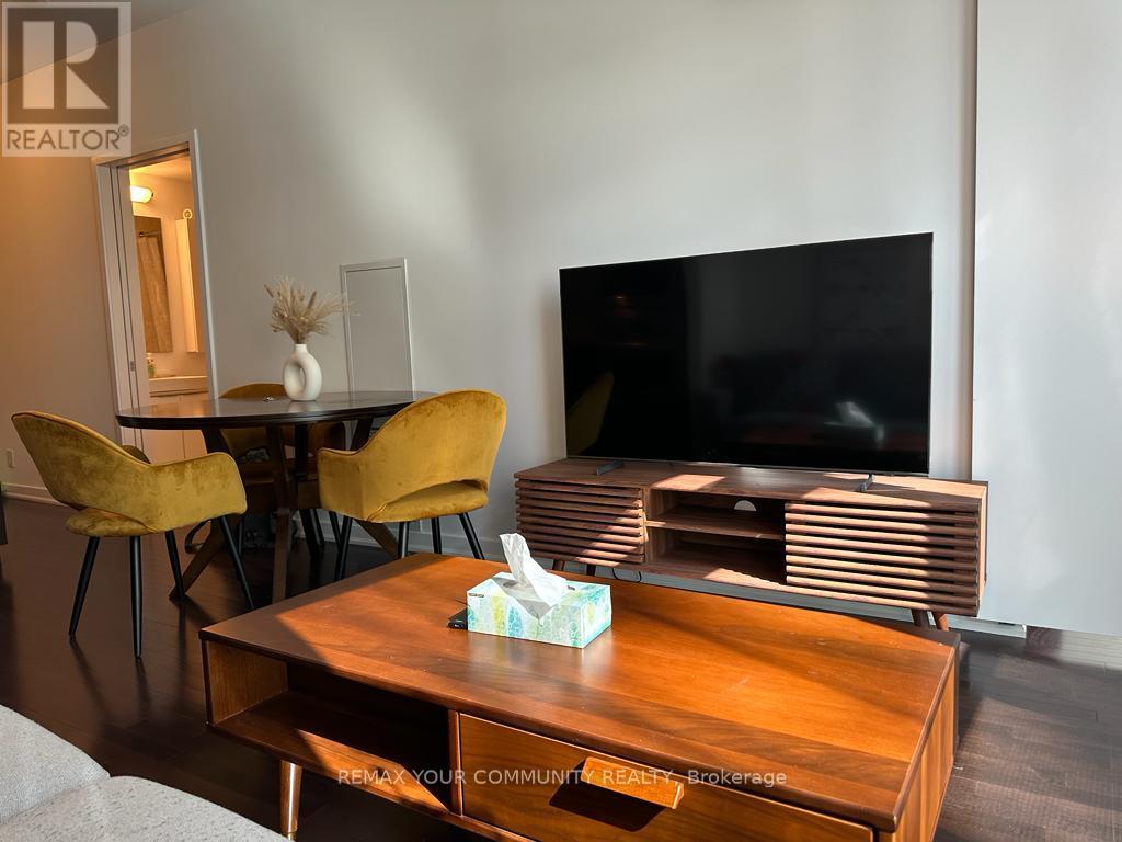 1709 - 14 York Street Property Photo 6