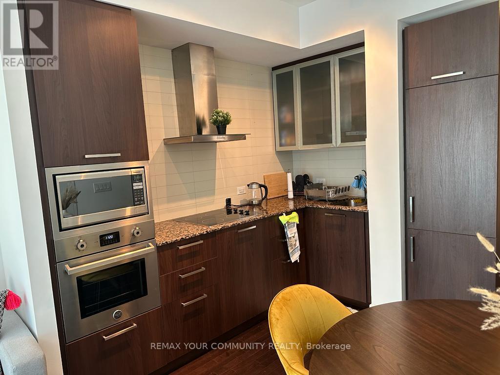 1709 - 14 York Street Property Photo 7