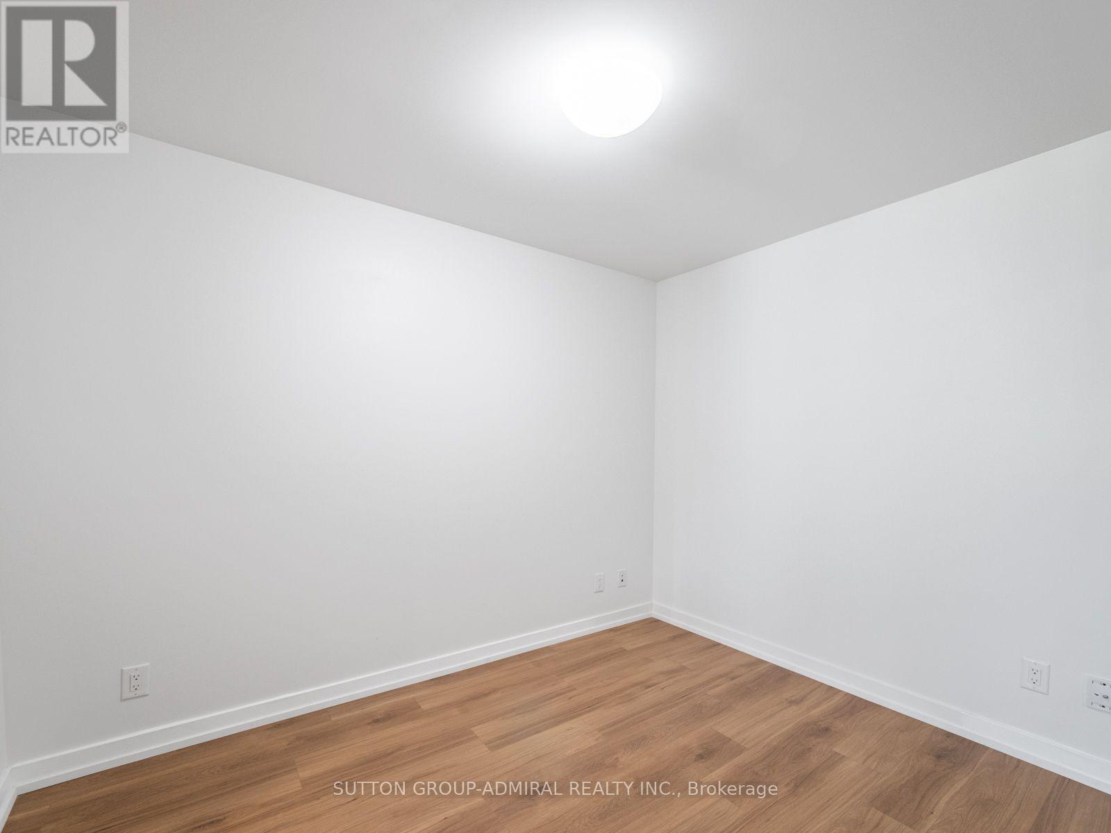907 - 170 Sumach Street Property Photo 15