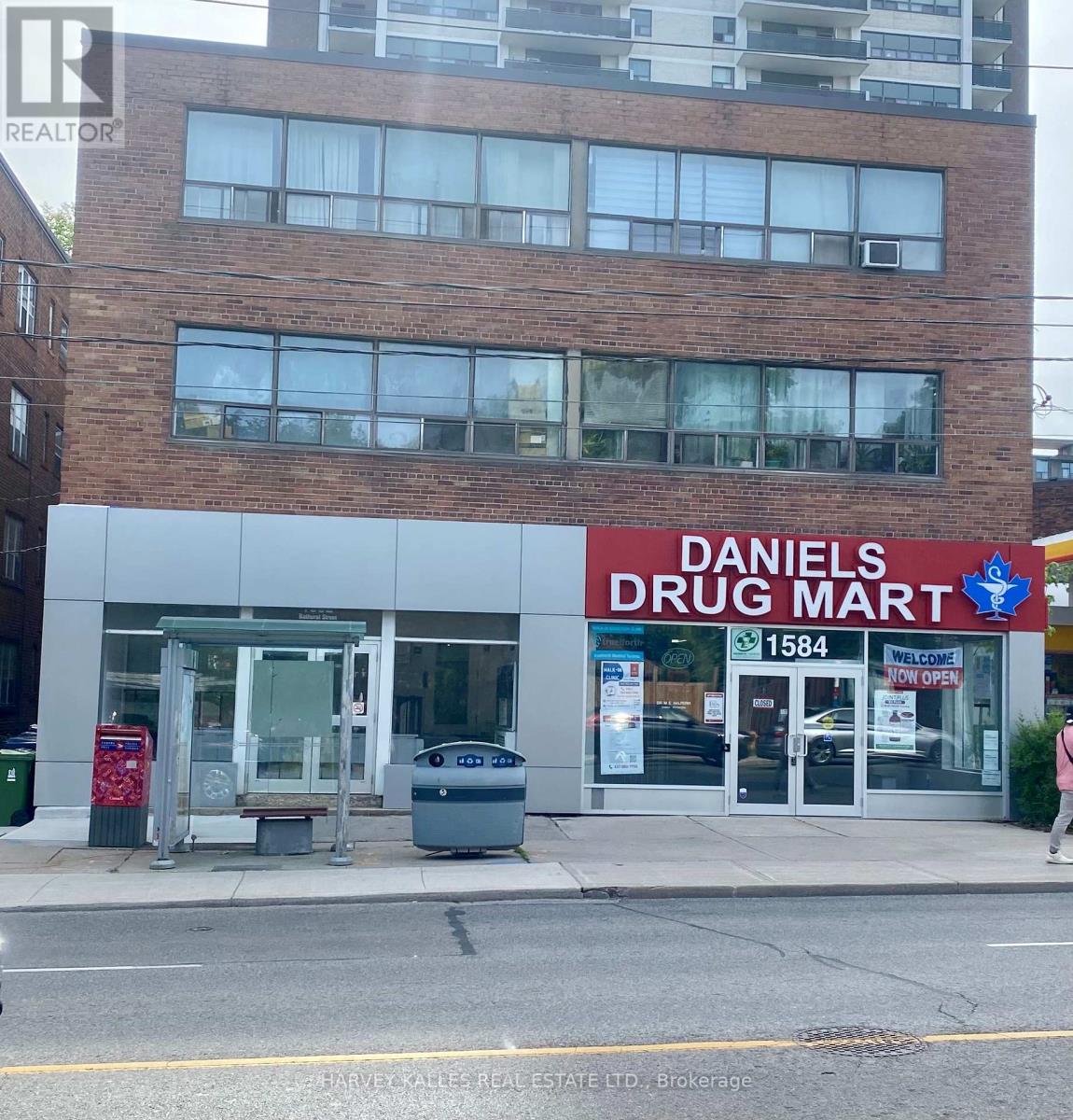 B1 - 1582 BATHURST STREET Property Photo 1