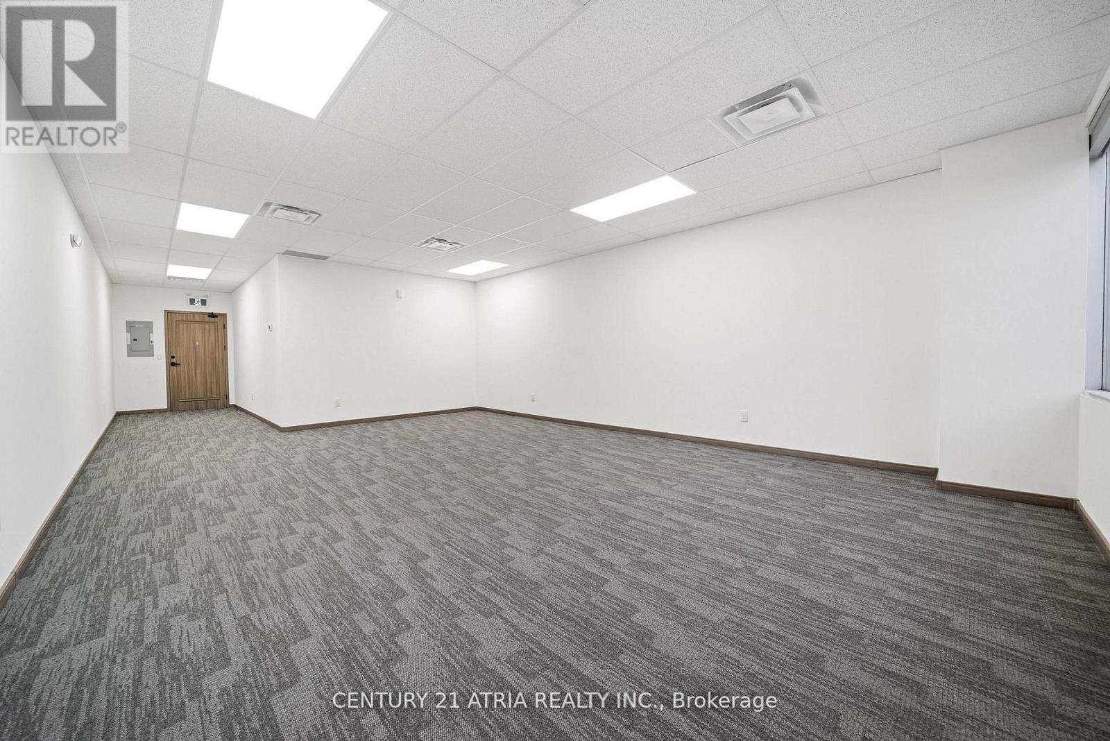 618 - 105 Gordon Baker Road Property Photo 16