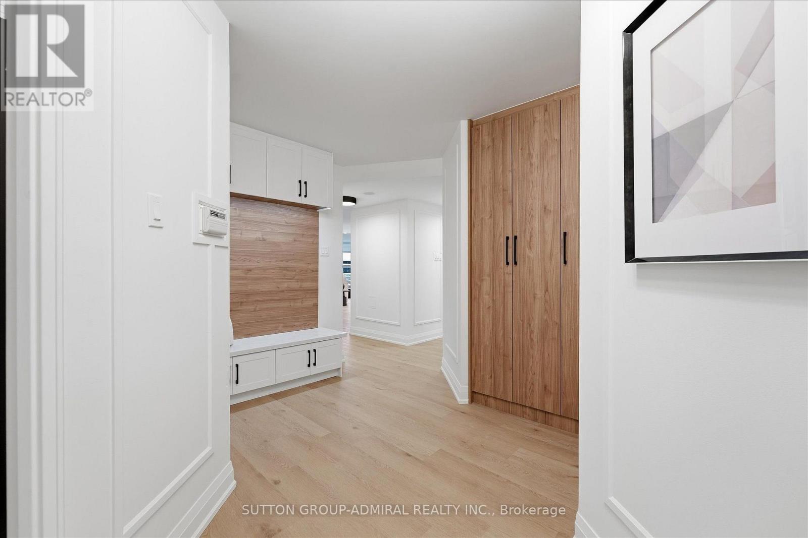 306 - 131 Beecroft Road Property Photo 4