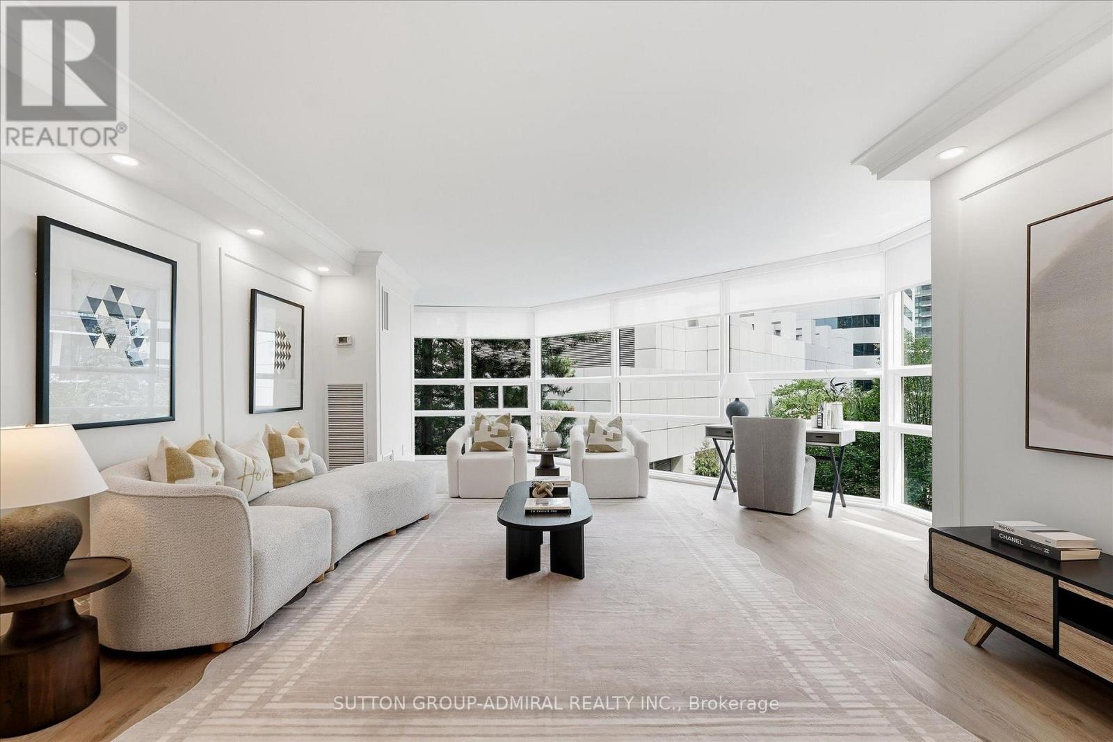 306 - 131 Beecroft Road Property Photo 6